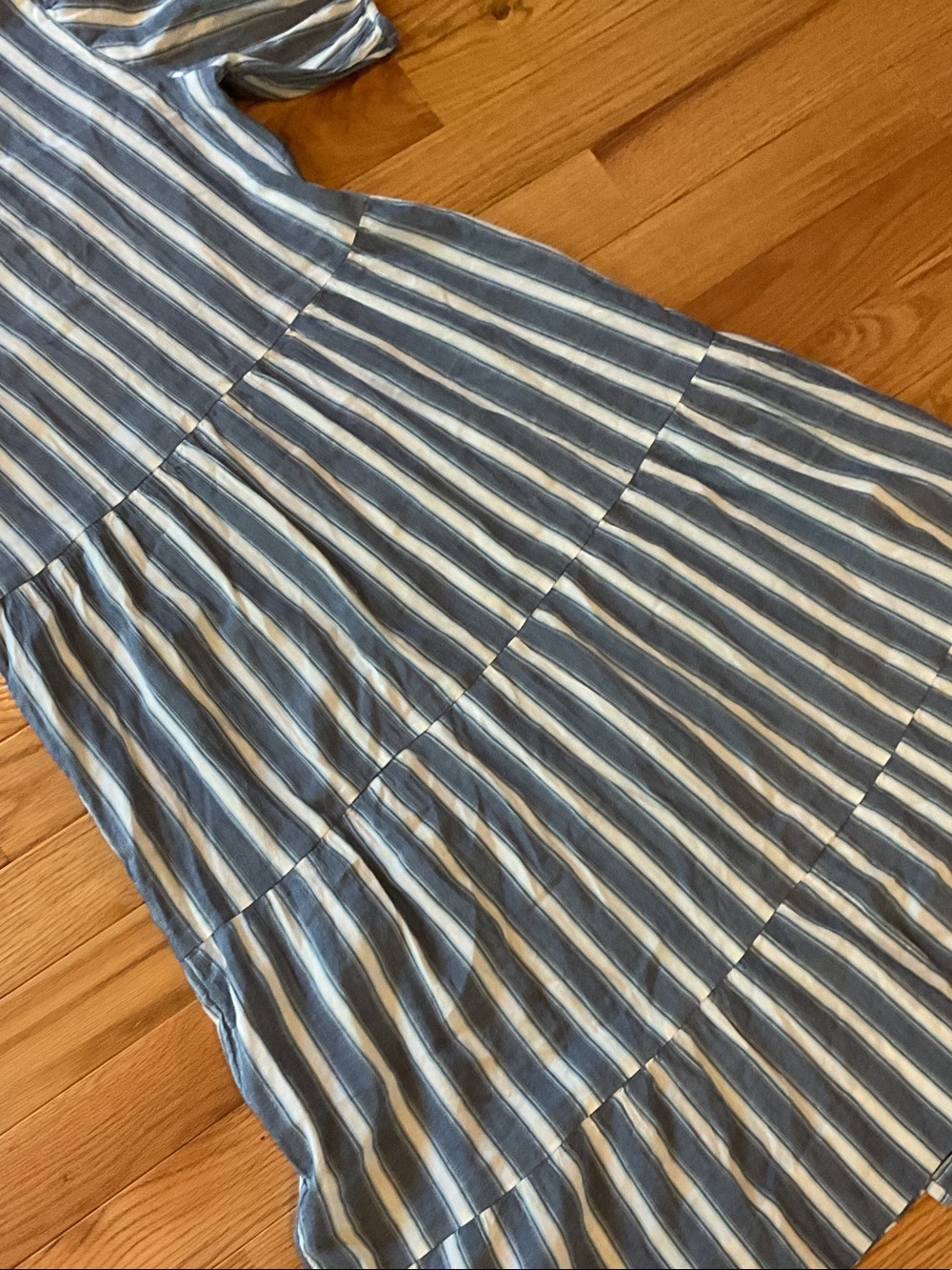Old Navy Puff sleeve Striped Blue Midi Dress NWOT small bohemian flowy pockets - Picture 12 of 13